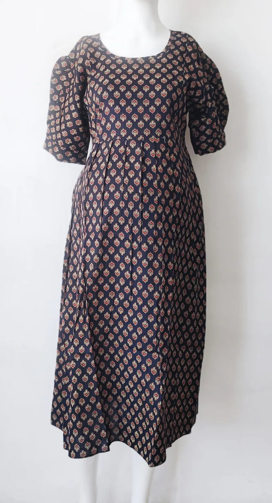 Maternity/ Feeding dress – MFK – Dark Blue and Red Print